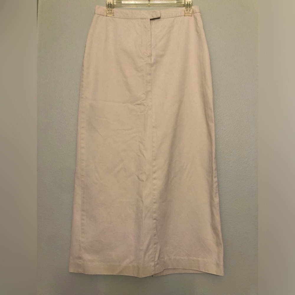 Casual corner skirt, size 6